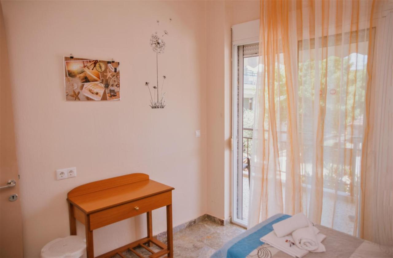 Apartments Tania Paralia Dionisiou Exterior foto